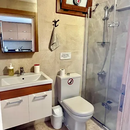 Tatil Evi Karaburun Apartment *